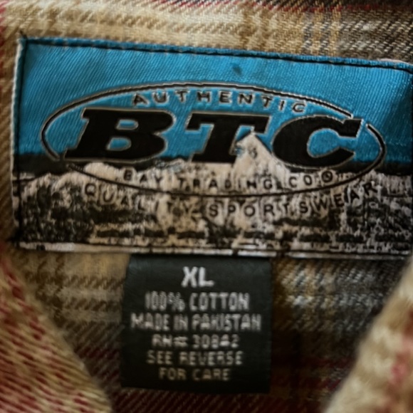 Men’s flannel shirt size XL - Picture 2 of 3